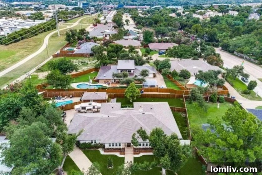 Lush backyard with direct access to a nature trail
