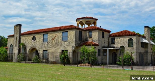 Before Demolition: Buckner House Exterior