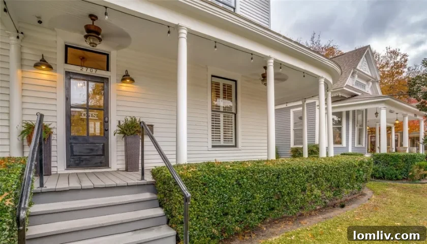 Elegant Victorian architecture at 2707 Hibernia St.