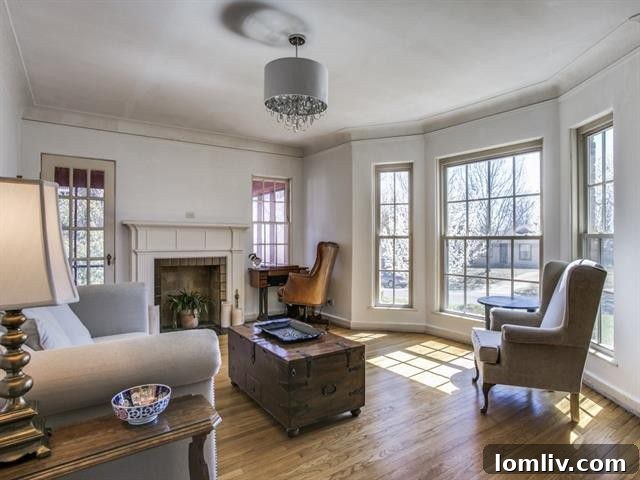 Hollywood Heights: Where Colonial Grandeur Meets Drunk Brick Whimsy 5 Another perspective of the unique Hollywood Bond brickwork on a historic Dallas home