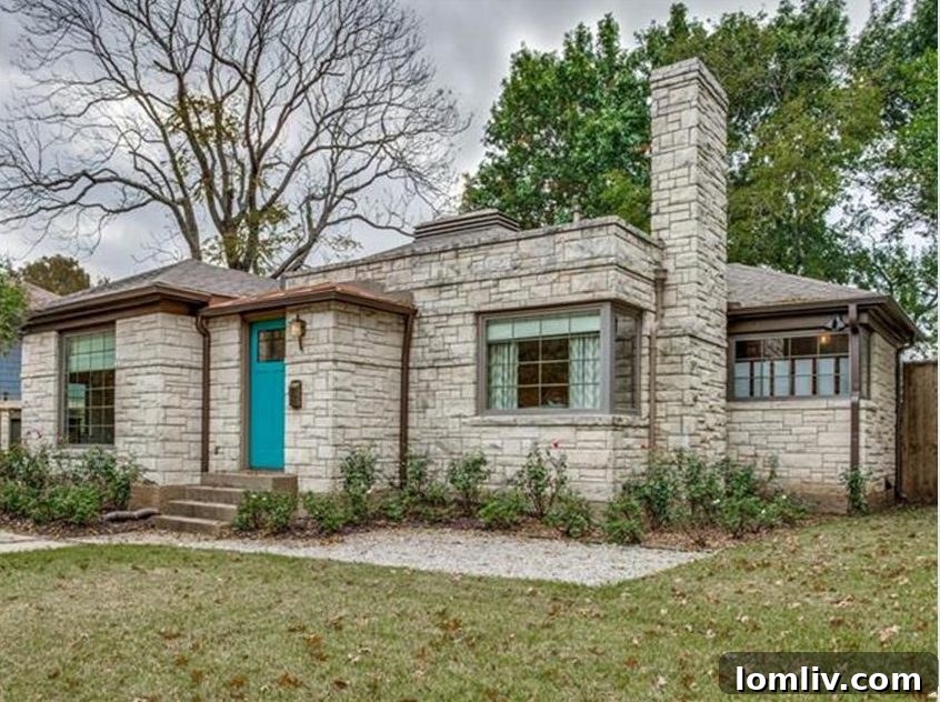 Stevens Park Estates boasts tremendous architectural character due to excellent planning and deed restrictions.