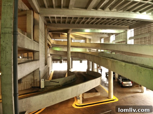 Downtown Subway Plans Ignite DalPark's Rebirth: The World's Most Beautiful Garage Transformed 10 Dalpark Garage entrance, integrating with new subway access