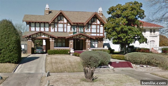 2527 South Blvd built in 1913-1914