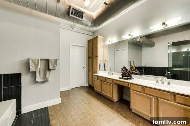 Stylish Interior Decor of Urban Dallas Condo