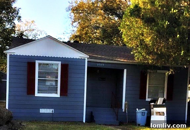 A charming, renovated two-bedroom house in Dallas, exemplifying an affordable starter home.