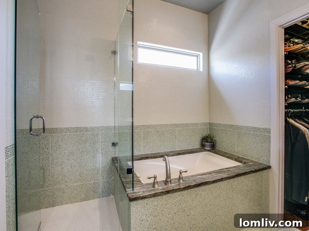 4116 N. Hall St. - Modern Frameless Shower