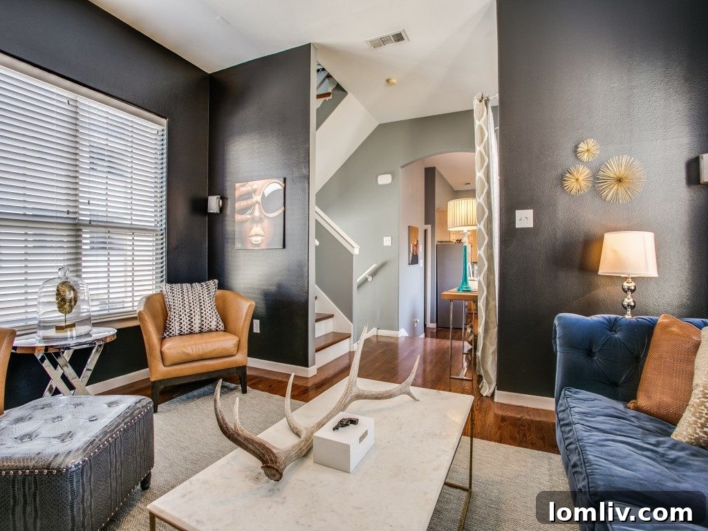 4116 N. Hall St. - Open Concept Living Area