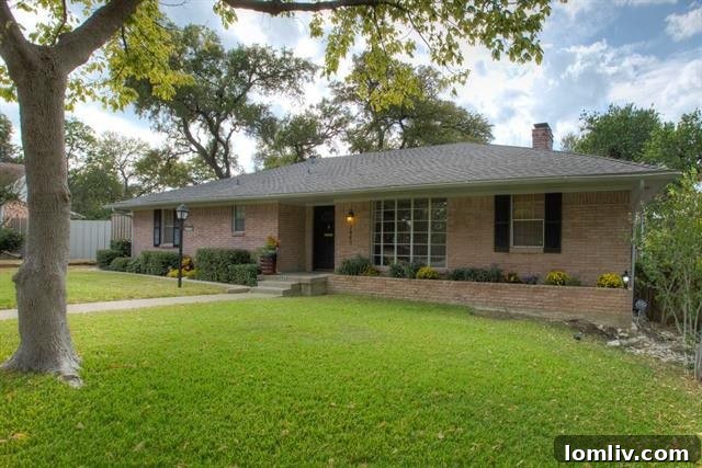Classic midcentury ranch exterior in Kiestwood Estates, Dallas