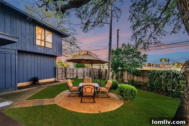 Sparkling Swimming Pool in Private Backyard - 9459 Arborhill Dr