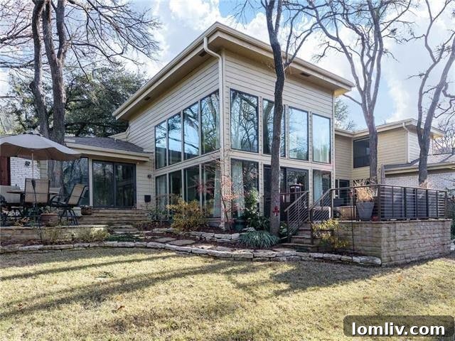 Serene Backyard with Flagstone Patio and Mature Trees - 10819 Stone Canyon Rd