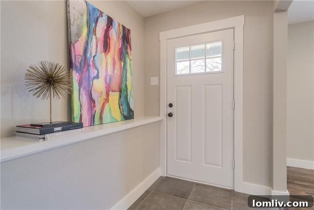 2441 Wildoak Drive East Dallas Home Living Room