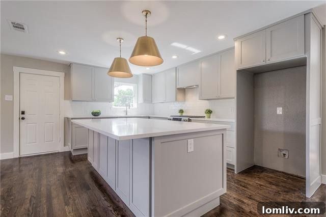 2441 Wildoak Drive East Dallas Home Master Bedroom