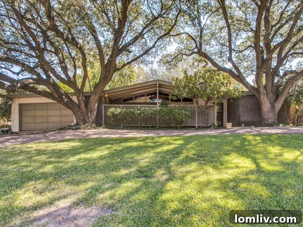 11412 Valleydale Drive: A Mid-Century Modern Gem in North Dallas