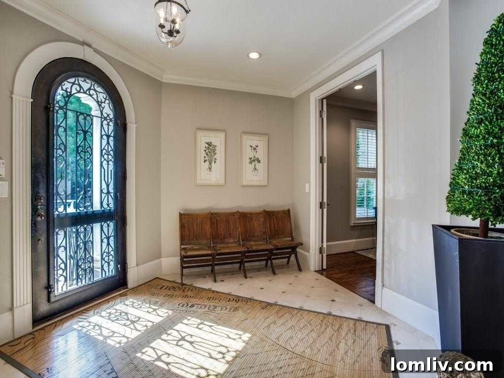 3522 Gillespie - Interior View 4