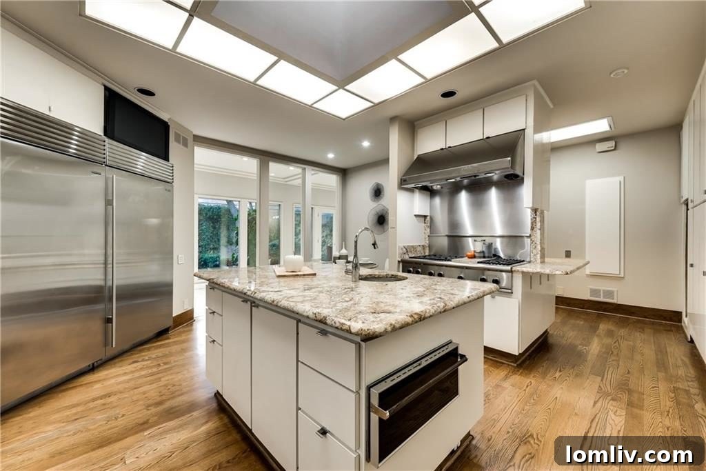 17310 Club Hill Drive entryway