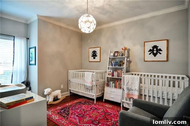 Modernly updated secondary bathroom with stylish finishes