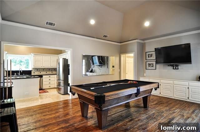 Spacious game room perfect for family entertainment at 4018 Cobblers Lane