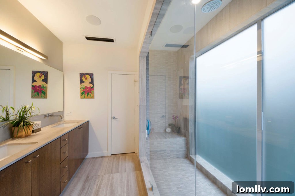 Luxury Duplex Dallas Master Bedroom