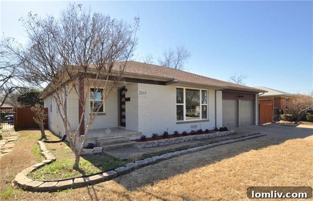 Updated Kitchen and Dining Area at 2317 Greenland Dr