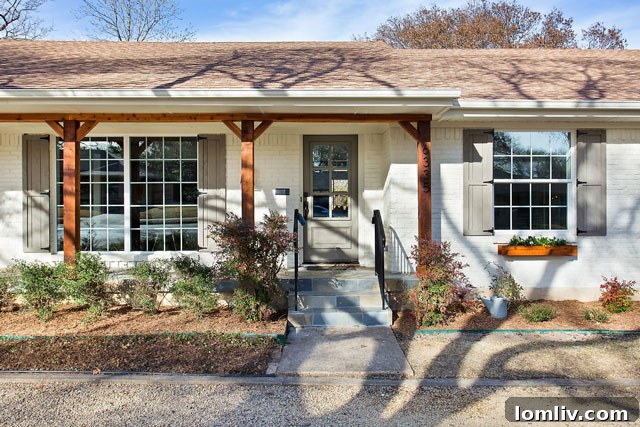 Exterior view of 6335 East University Boulevard, a stunning modern farmhouse in Dallas' Caruth Meadows
