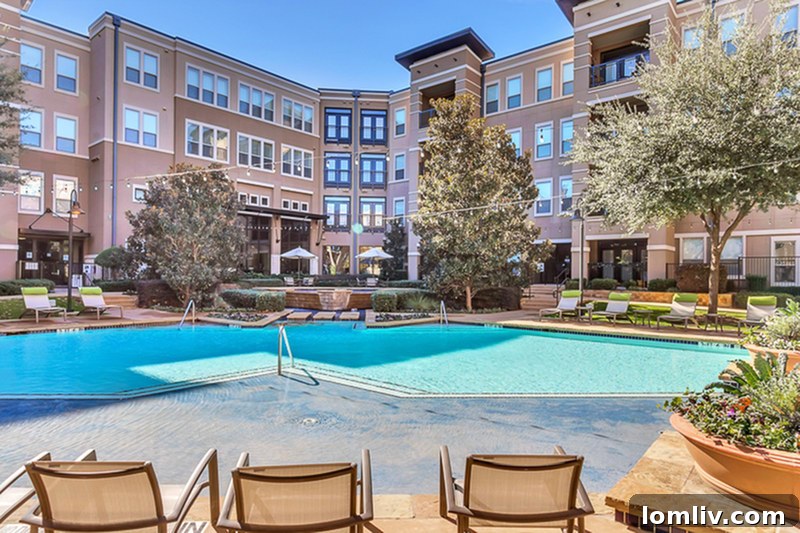 Dallas's Premier Apartment Pools 9 Sophisticated swimming pool and hot tub at Lincoln Park at Trinity Bluff, Fort Worth
