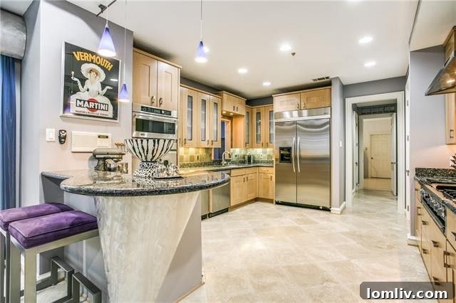 The Best Golf Course Pool Homes For Every Budget 7 Spacious Living Area Dallas