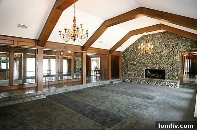 Bright and airy interior spaces after modern renovation