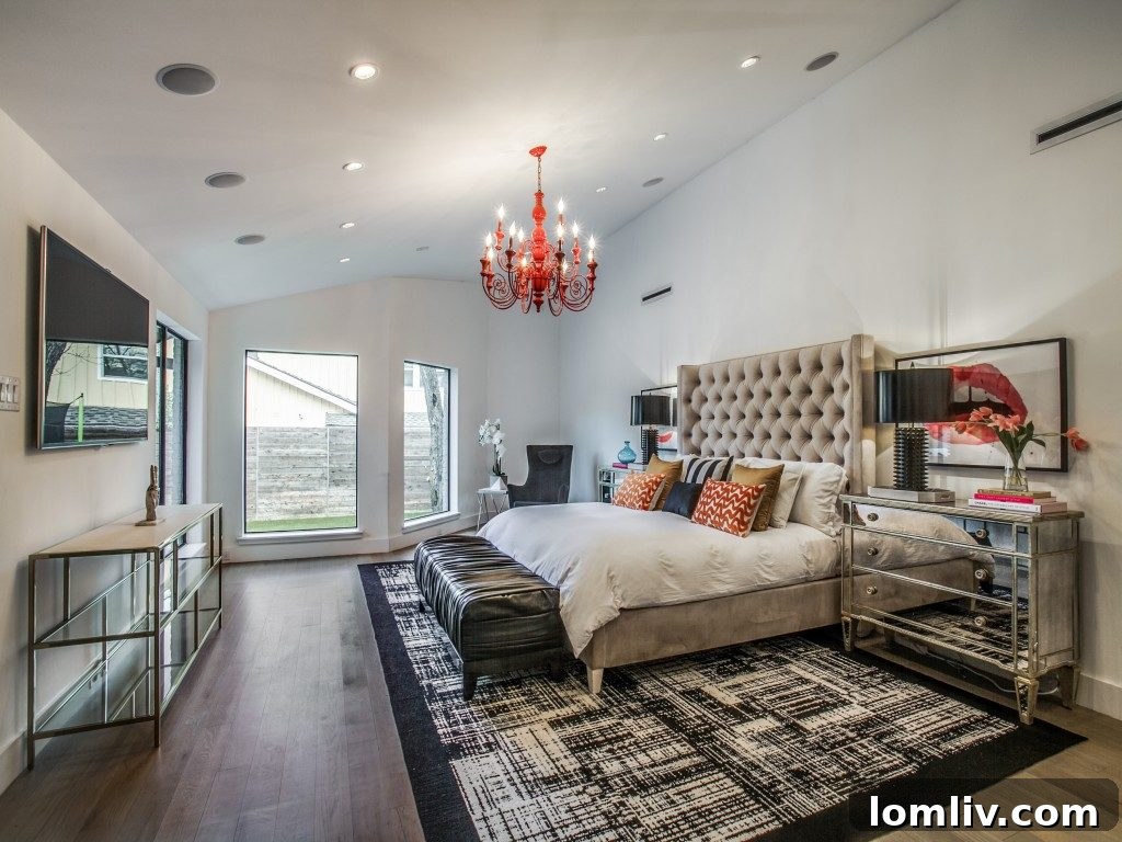 Elegant dining area in a contemporary Dallas home