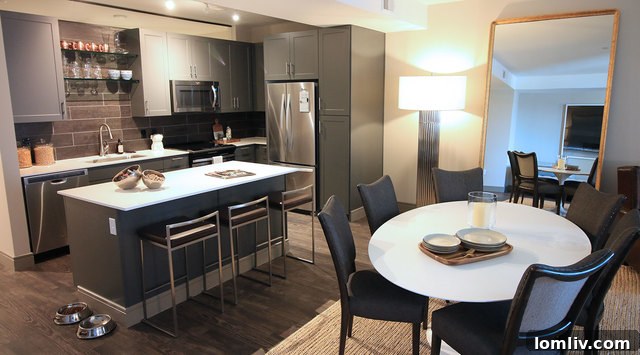 1900 Pacific Dallas pet spa