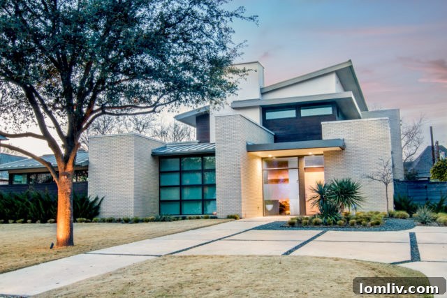 Northaven Home Tour: Fostering School-Community Connections 2 The stunning modern design of 7531 Midbury, a highlight of the Northaven Home Tour, designed by Bernbaum/Magadini Architects.