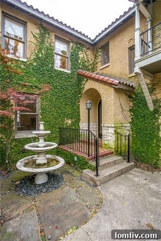 Exterior view of 6608 Lakewood Blvd, a Clifford Hutsell designed home