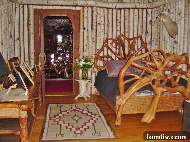 Interior hallway in Granot Loma with more distinctive decor and art