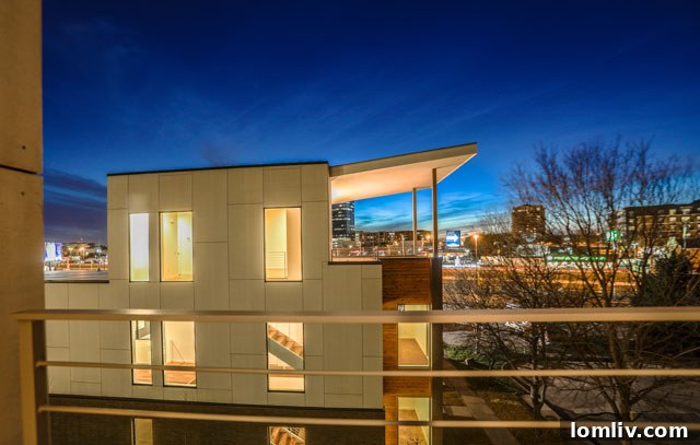 Inviting modern entryway and facade of a Knox View Residence