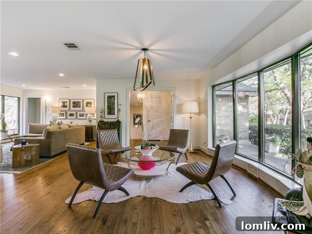 Spacious Deck Overlooking Stevens Park Golf Course