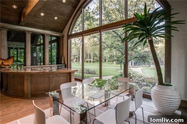 Luxurious Bathroom with Elegant Finishes at Meadowood Road Estate