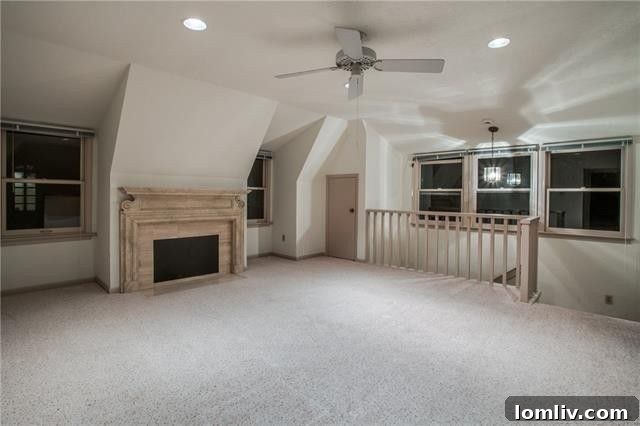 Elegant Bedroom with Access to Outdoor Views