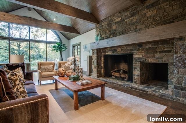 Spacious Dining Area with Natural Light at 4656 Meadowood Road