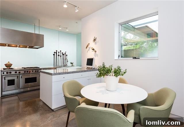 4310 Abbott Avenue, Dallas - Luxury Bathroom