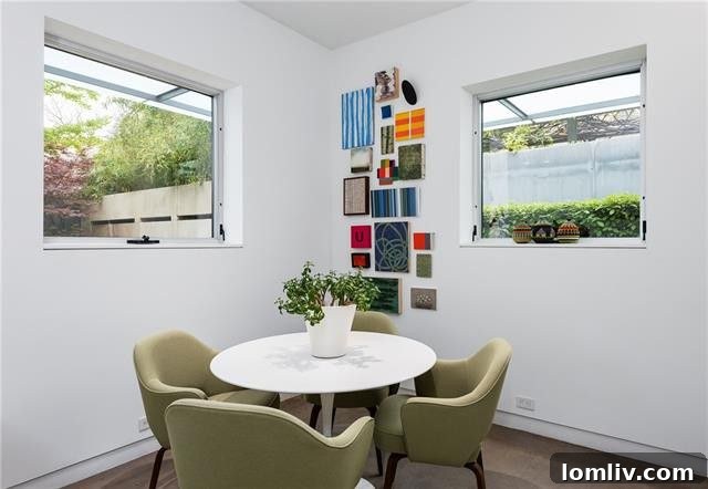 4310 Abbott Avenue, Dallas - Contemporary Stairwell