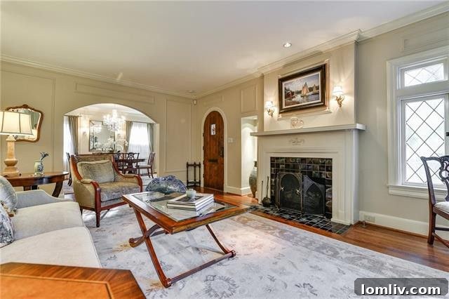 Exterior facade of the charming 6934 Westlake Avenue home