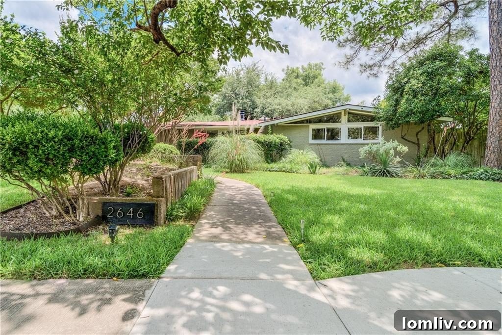 Stunning Mid-Century Modern Cliff May Home Exterior in Dallas