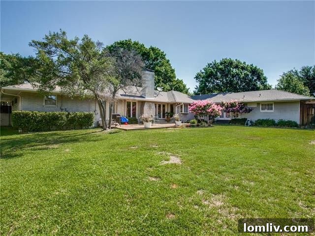Modern Bathroom Design in North Dallas Designer Ranch