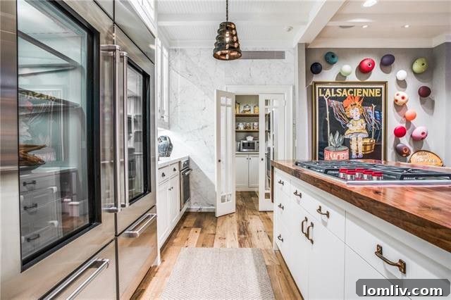 Exquisite Eclectic Prairie Home in Highland Park 12 Prairie Style Kitchen Details