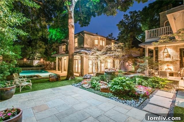 Exquisite Eclectic Prairie Home in Highland Park 34 Entrance Gate and Driveway