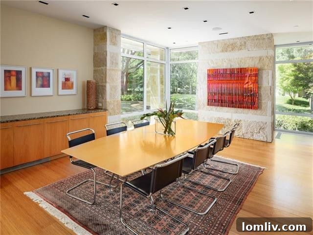 Bluffview Texas Modern Design 5 Capturing the Essence of Texas: Architecture at 5006 Shadywood Lane