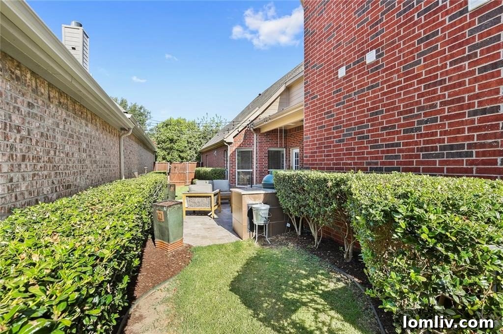 Don't Let Its Size Fool You: This Frisco Home Is a Family Haven 24 Southmark1