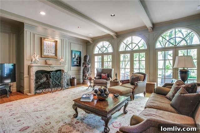 Bluffview's Private 2-Acre Urban Sanctuary 14 Expansive wall of windows in the great room, offering breathtaking views of the private backyard