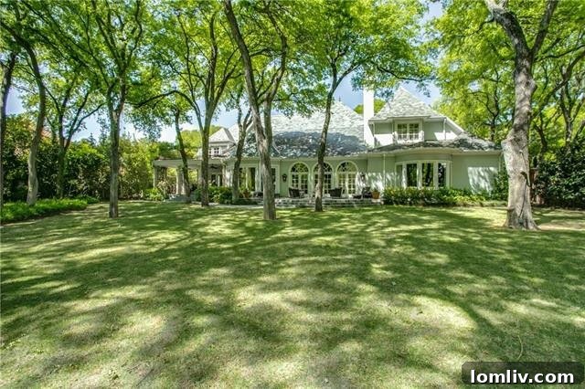 Bluffview's Private 2-Acre Urban Sanctuary 6 Expansive backyard with ample space for a custom swimming pool, enhancing the luxury outdoor experience