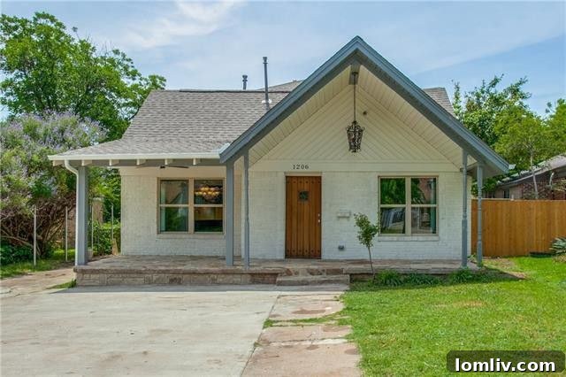 1206 Ferndale Ave Elmwood Exterior Renovation