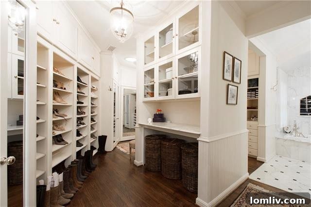 Inviting Living Area Hillcrest